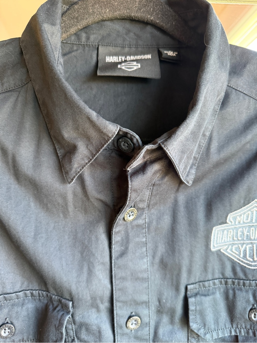 Harley-Davidson Black Raw Edge Blowout Sleeveless Button Down Vest Biker Top - Picture 4 of 7